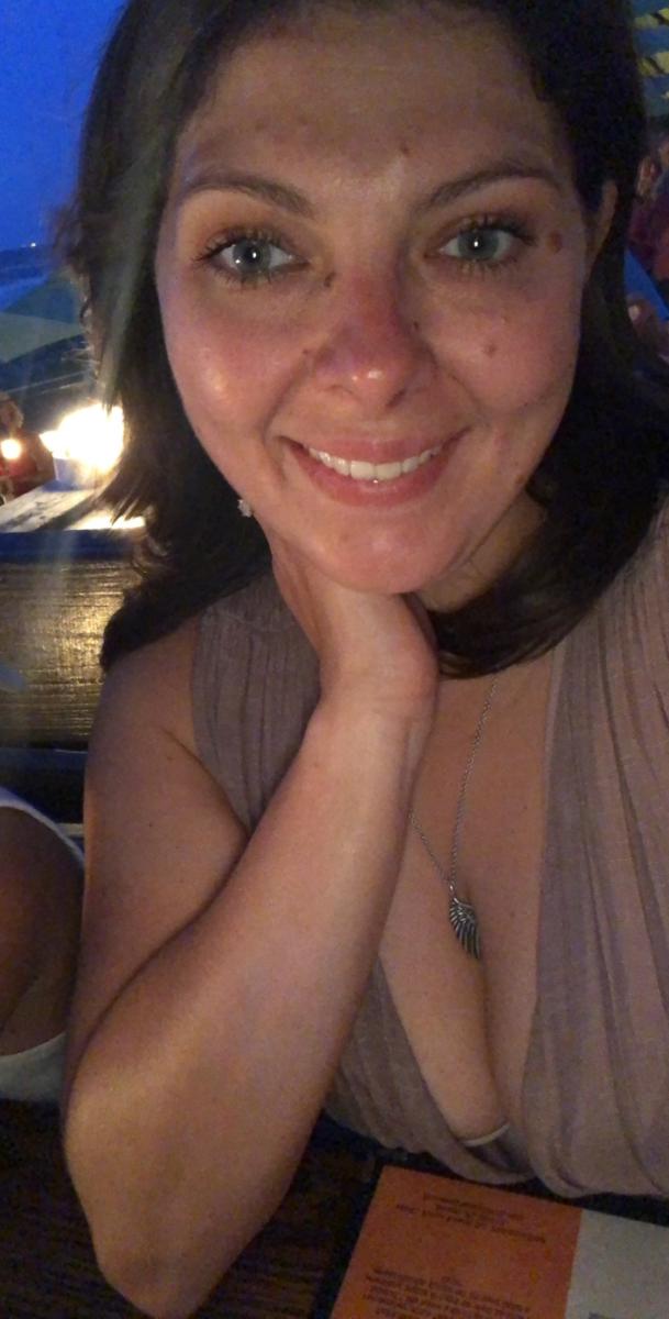 Feeling Fabulous eating dinner beachside @ v